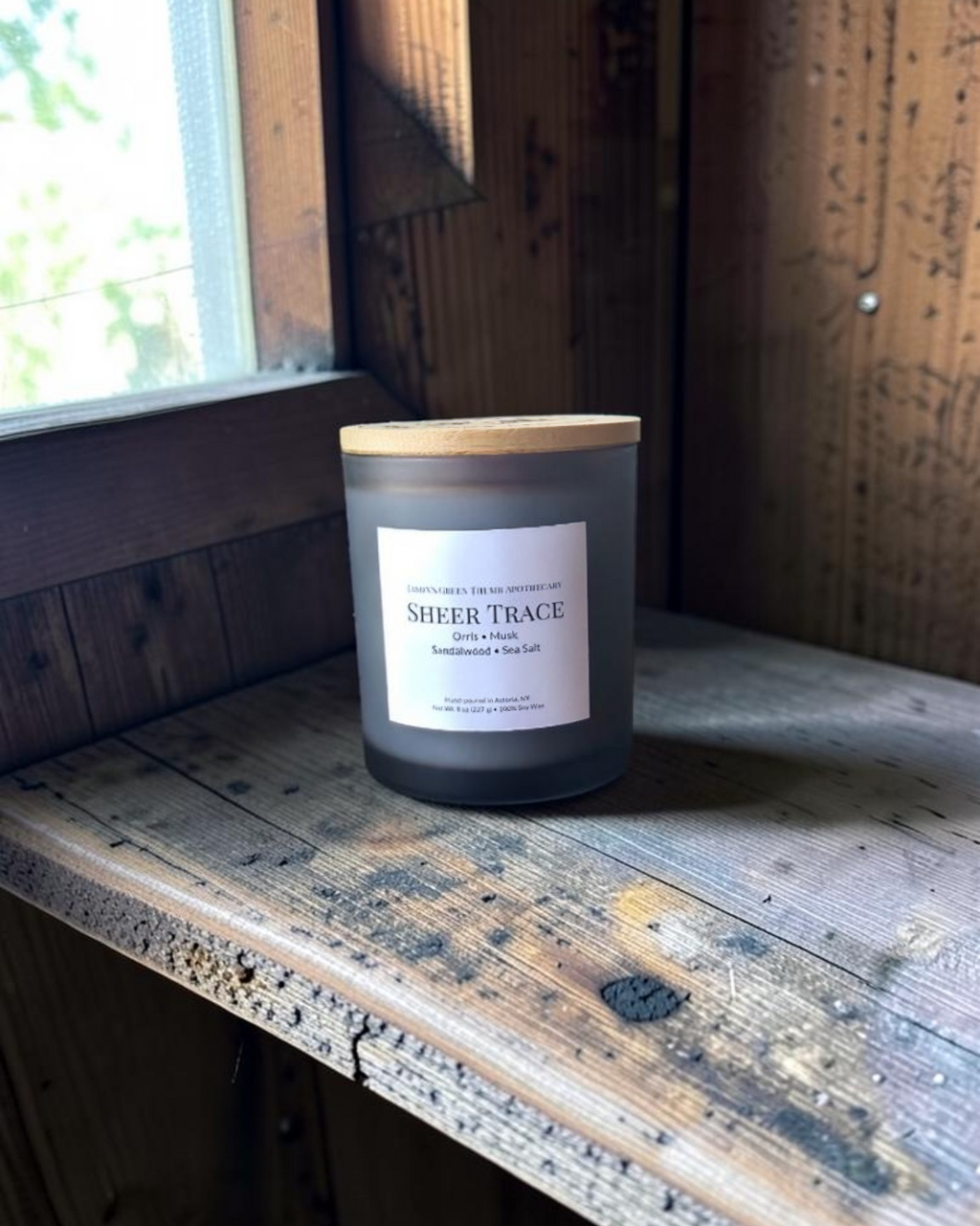 Sheer Trace Candle Closed