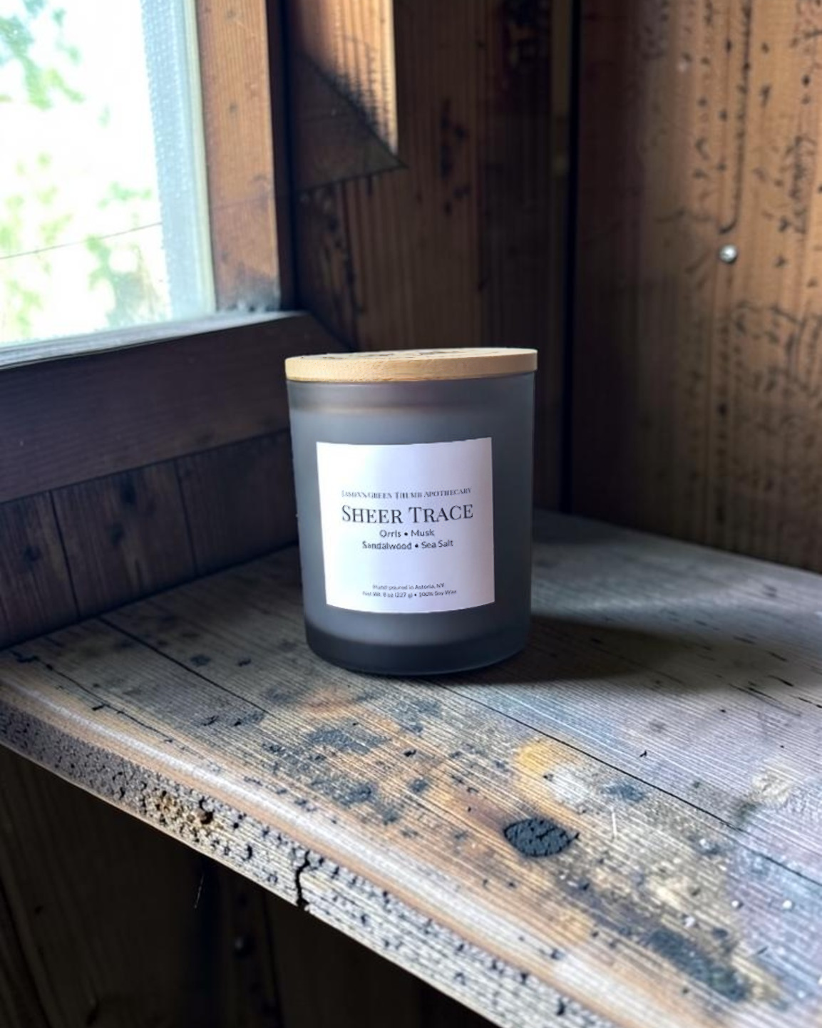 Sheer Trace Candle Closed